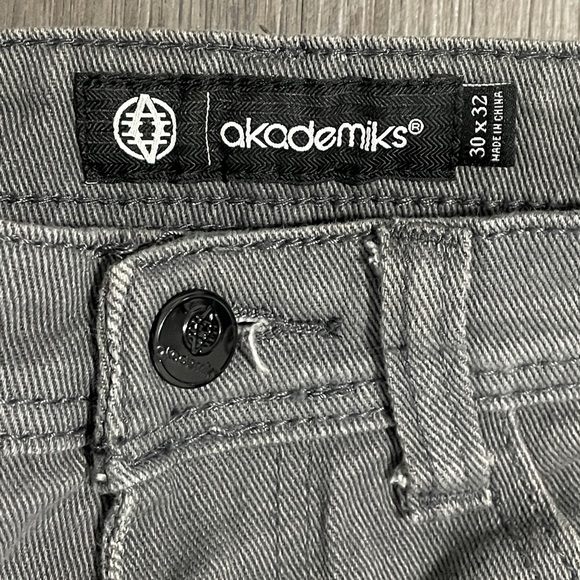 Akademiks Grey Jeans - Picture 4 of 7